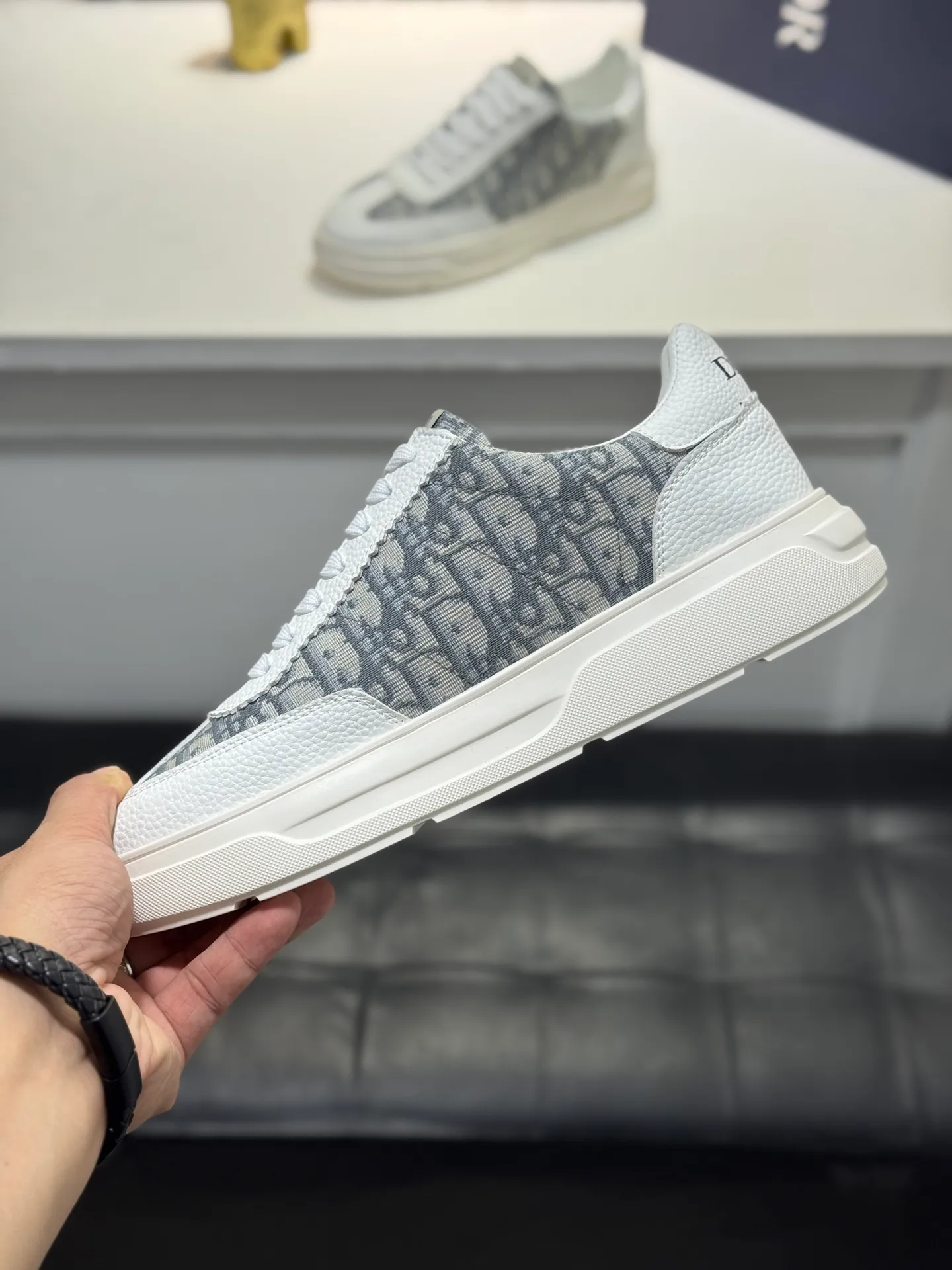Men's Men's Shoes💰420【New Style】🦑🦑Dior🔥Christan Dior (Dior) hot style [new style] ⚠⚠️Top purchasing 🔍🔍men's casual shoes, upper cowhide stitched with Dijia special fabrics, soles: original soles specially provided by the original factory, exclusive movable molded soles super comfortable, original factory single goods, 🔍🔍high-quality multi-color splicing design, exquisite workmanship, unique, Sheepskin lining💪Details determine quality, we only make shoes with care, you can enter and leave the counter at will, welcome to compare🇮🇹Size: 38-44 (45 customized